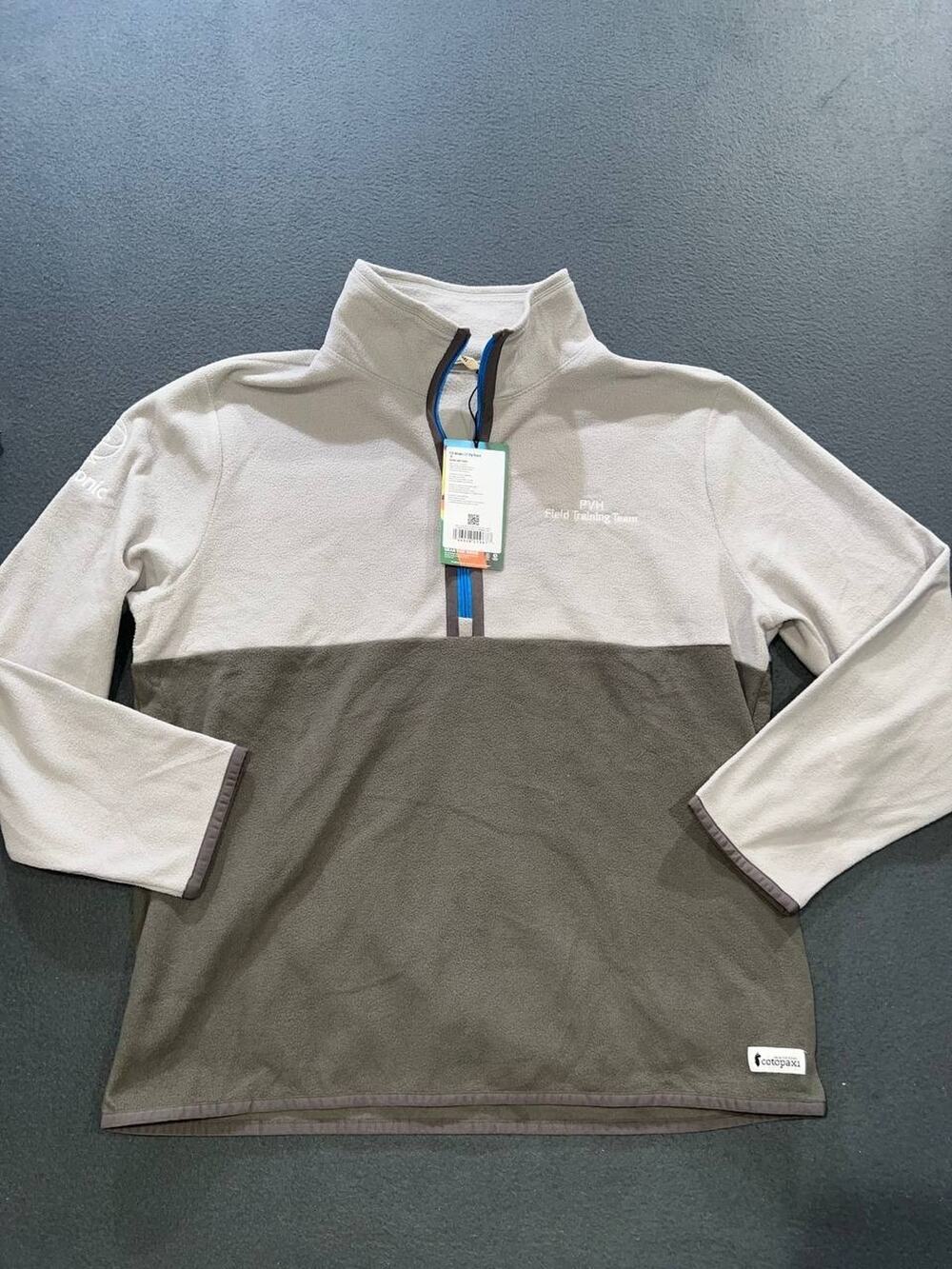 Cotopaxi Amado 1/2-Zip logo in front pullover Fleece Grey Size XL A010177